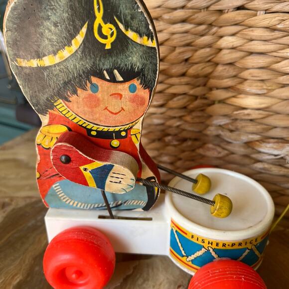 Fisher price drummer boy pull toy - Picture 2 of 9
